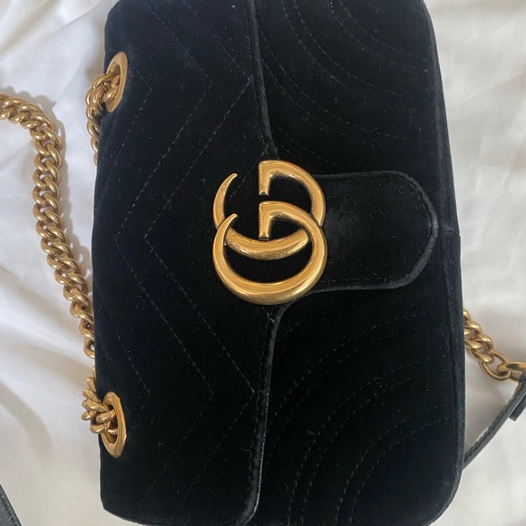 SOLD Gucci GG Marmont Velvet Mini Bag - Picture 3 of 9